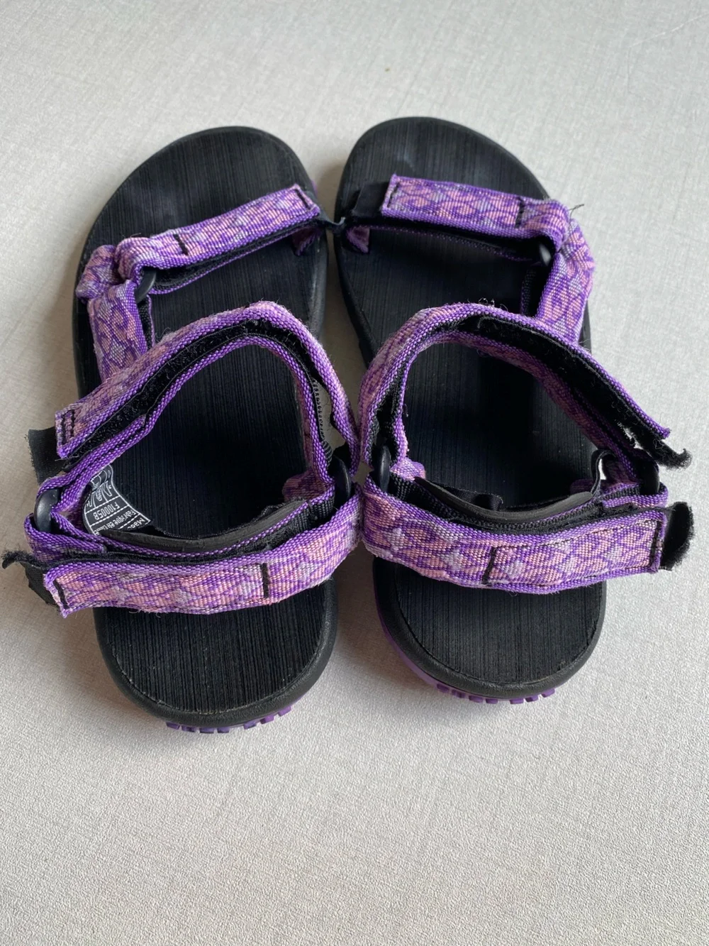 Teva Hurricane Women's Purple Geometric Pattern Strappy Sport Sandals Size 4